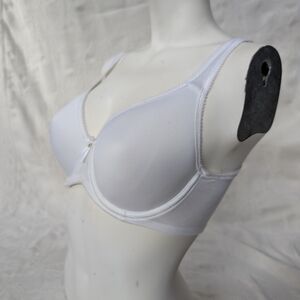 Wacoal Classic White Underwire Bra